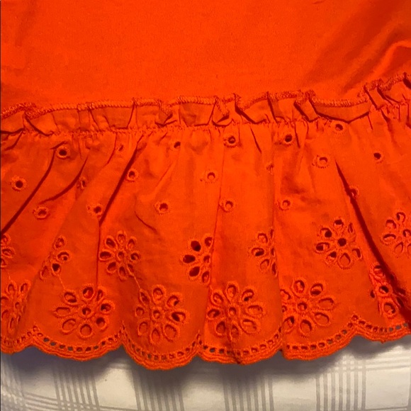 Eyelet Hem Tank Top - Picture 2 of 3